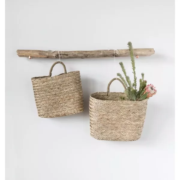 3R Studios Seagrass Handwoven Decorative Wall Baskets (Set of 2)