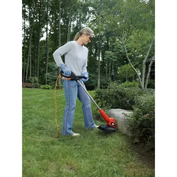 BLACK+DECKER 13 in. 4.4 Amp Corded Electric Straight Shaft Single Line 2-in-1 String Grass Trimmer/Lawn Edger