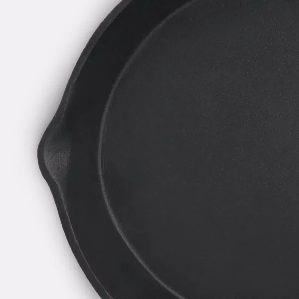 ExcelSteel 9 in. Cast Iron Skillet in Black