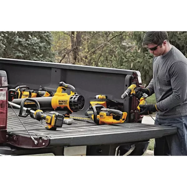 DEWALT 22 in. 20V MAX Lithium-Ion Cordless Hedge Trimmer (Tool Only)