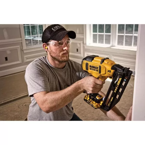 DEWALT 20-Volt Max 16-Gauge Cordless Angled Finish Nailer Kit