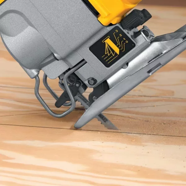 DEWALT 5.5 Amp Corded Jig Saw Kit