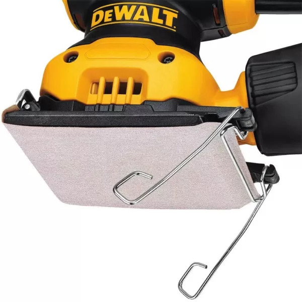 DEWALT 2.3 Amp Corded 1/4 Sheet Palm Grip Sander Kit with Contractor Bag