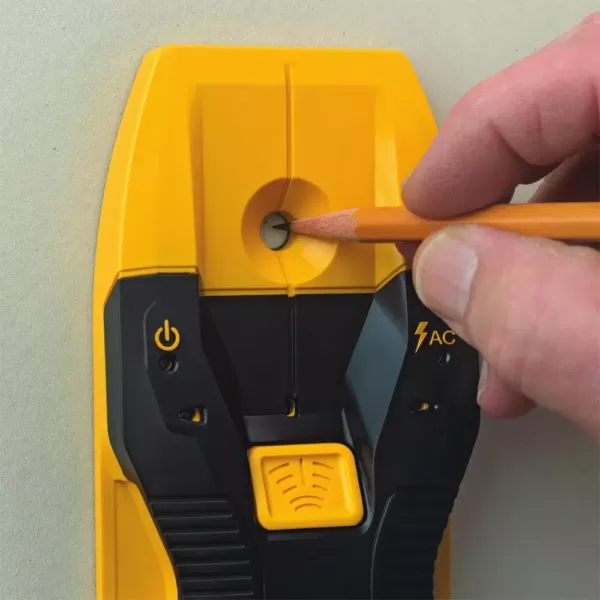 DEWALT 3/4 in. Stud Finder with Bonus 20 oz. Hammer