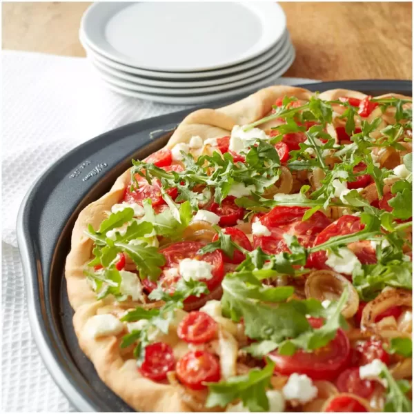 Wilton Perfect Results Non-Stick 14 in. Pizza Crisper Pan (Set of 2)