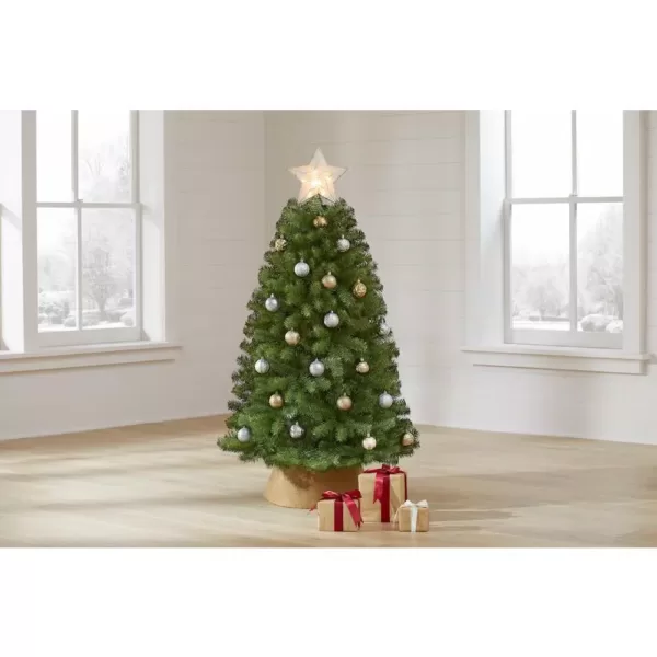 Home Accents Holiday 4.5 ft. North Valley Spruce Unlit Artificial Christmas Tree