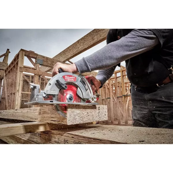 Milwaukee M18 FUEL 18-Volt 7-1/4 in. Lithium-Ion Cordless Rear Handle Circular Saw Kit with 12.0 Ah Battery and Rapid Charger