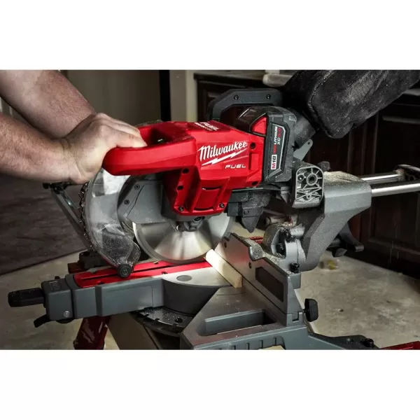 Milwaukee M18 FUEL 18-Volt Lithium-Ion Brushless Cordless 7-1/4 in. Dual Bevel Sliding Compound Miter Saw Kit with Extra Blade