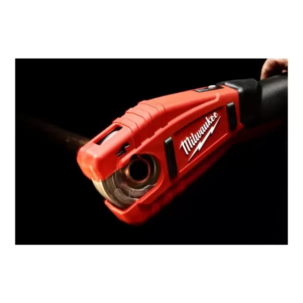 Milwaukee M12 12-Volt Lithium-Ion Cordless Copper Tubing Cutter Kit W/ 1000 Lumens M12 Flood Light