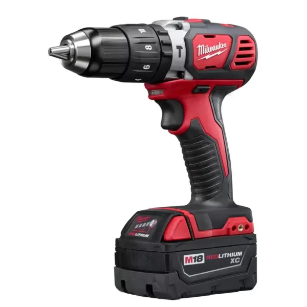 Milwaukee M18 18-Volt Lithium-Ion Cordless Combo Tool Kit (6-Tool) with M18 Wet/Dry Vacuum and Multi-Tool