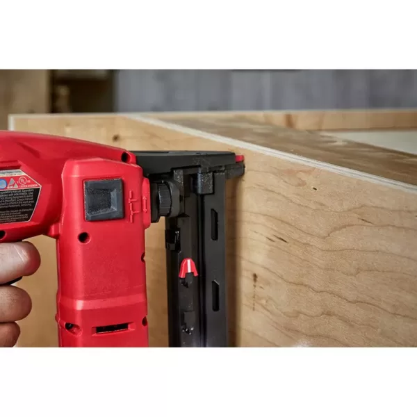 Milwaukee M18 FUEL 18-Volt Lithium-Ion Brushless Cordless 18-Gauge 1/4 in. Narrow Crown Stapler Kit w/ Battery 2Ah, Charger & Bag