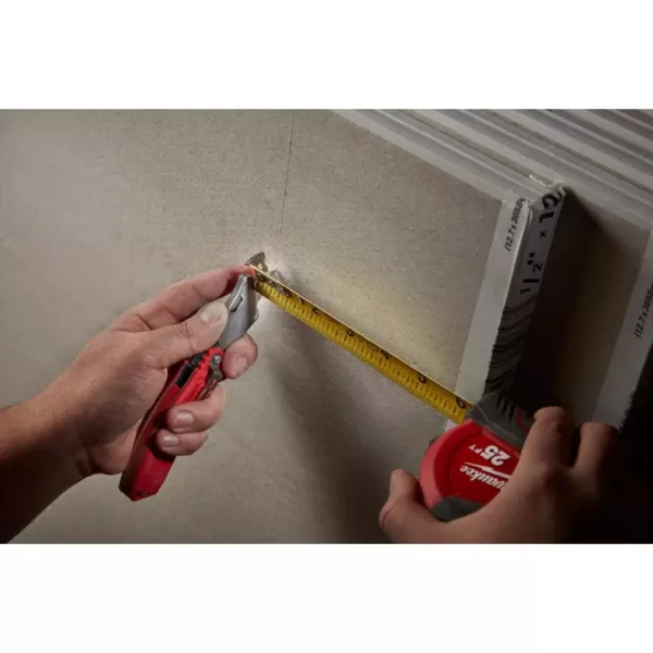 Milwaukee 25 ft. Compact Tape Measure