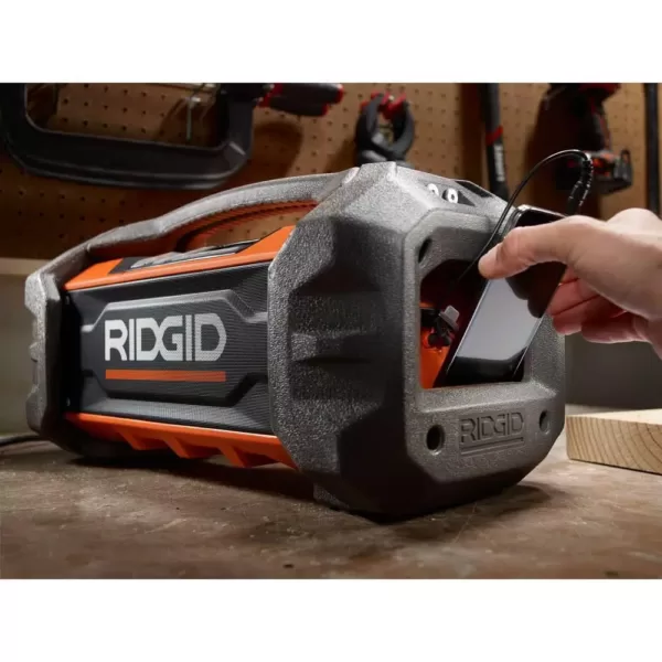 RIDGID 18-Volt Hybrid Jobsite Radio with 18-Volt Lithium-Ion 2.0 Ah Battery and Charger Kit