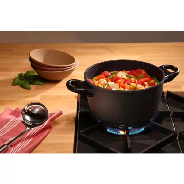 Swiss Diamond Classic Series Induction 5.5 qt. Cast Aluminum Nonstick Soup Pot in Gray with Glass Lid