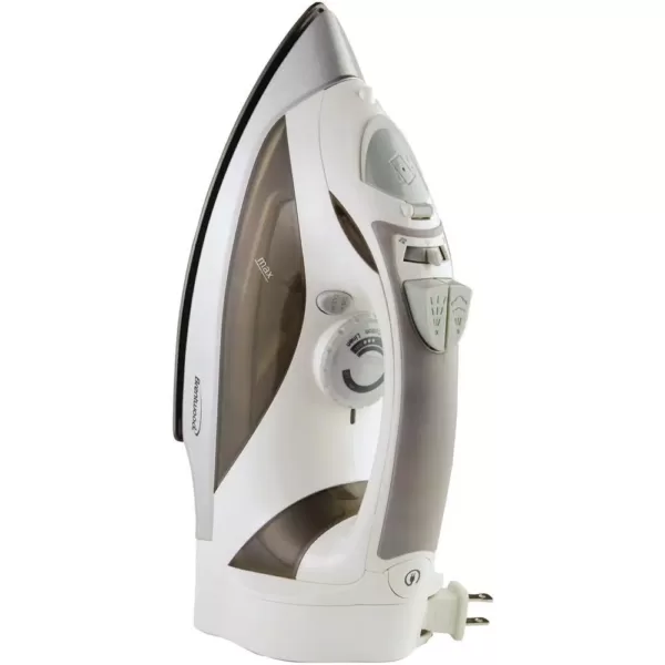 Brentwood Appliances Steam Iron with Retractable Cord