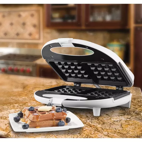 Brentwood Appliances 750 W Dual Waffle White Nonstick Waffle Maker